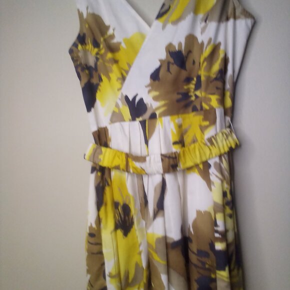 Robin Howe Dress Women 2 Sleeveless Sundress Belt Floral Tan Yellow - Picture 13 of 14